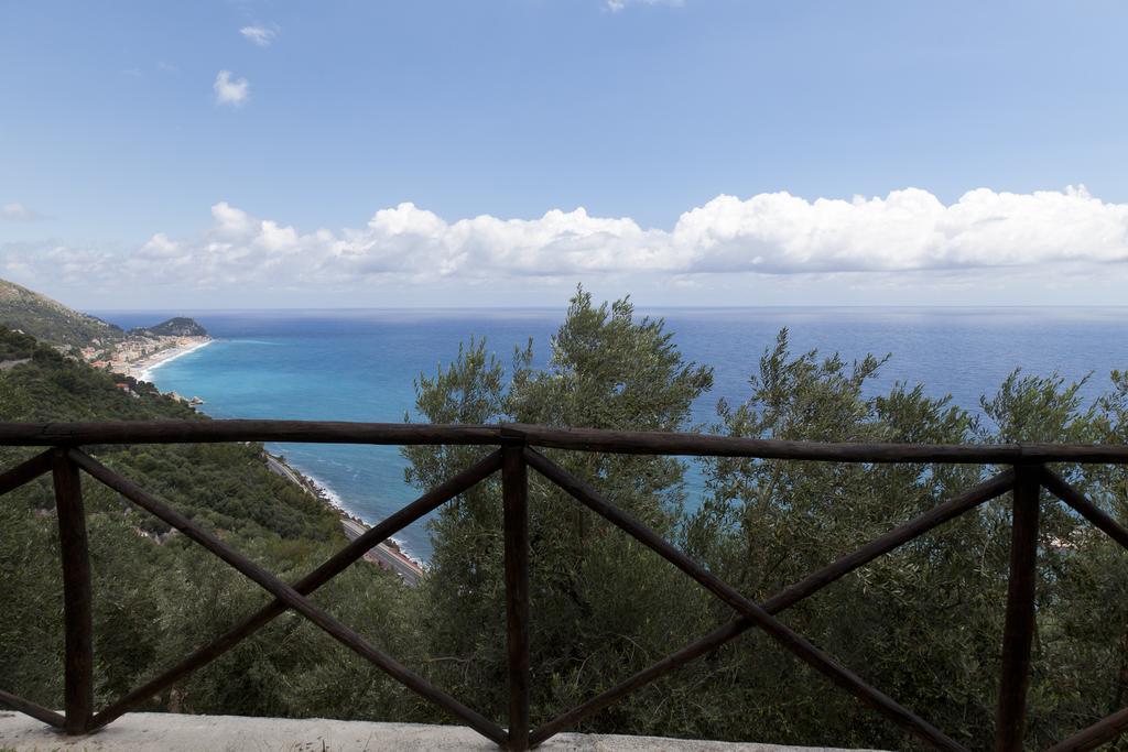 פינאלה ליגורה Villa Degli Ulivi B&B מראה חיצוני תמונה