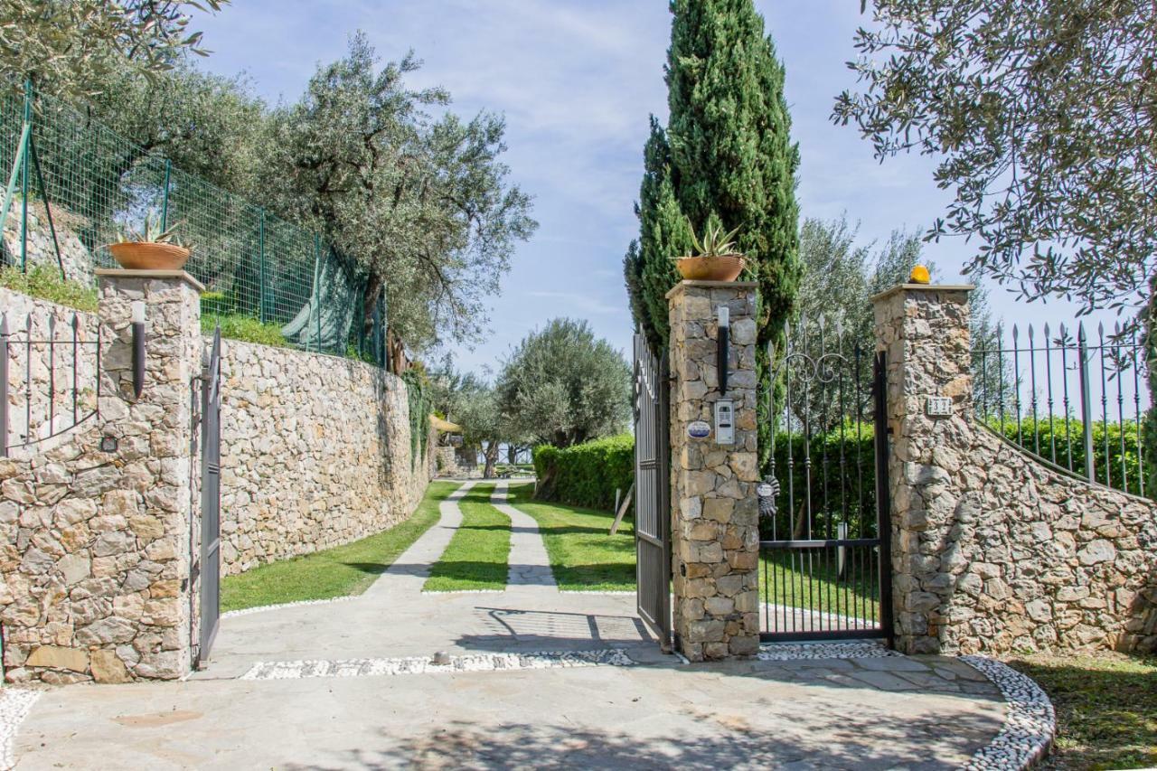 פינאלה ליגורה Villa Degli Ulivi B&B מראה חיצוני תמונה